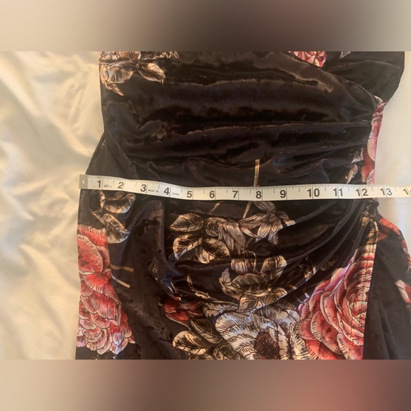 Pretty Little Things Velour Floral Wrap Dress US Size 8 - Picture 5 of 7